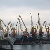 Crimean occupants will close ports